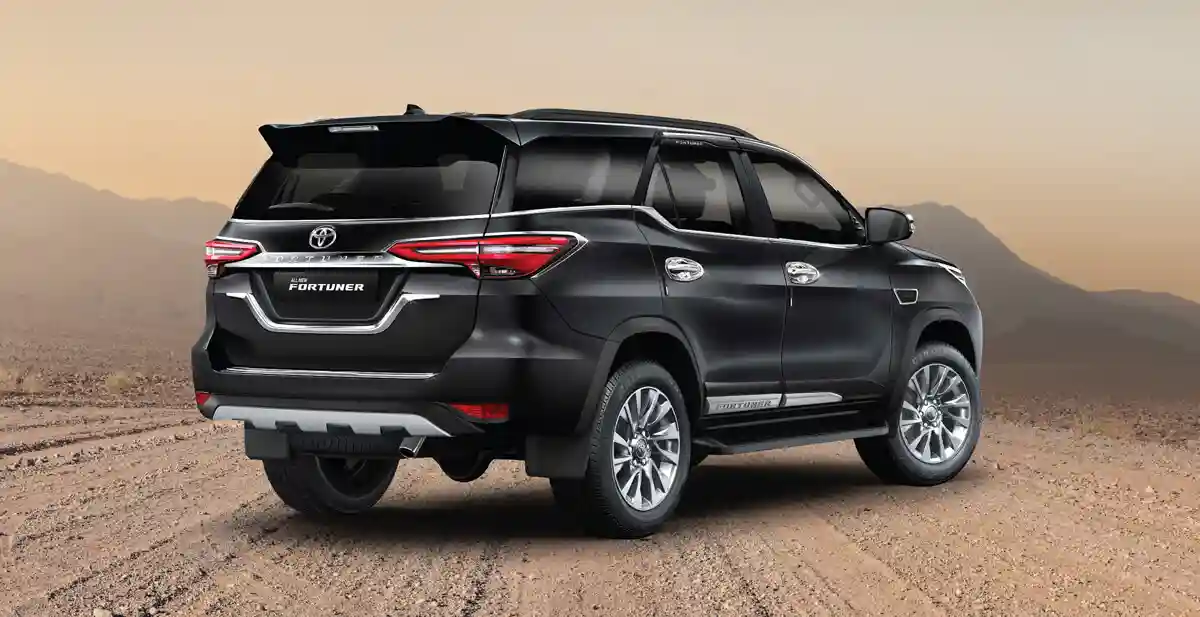 Toyota Fortuner — on a dusty trail